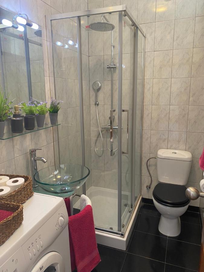 Apartamento Com Patio Na Rua Principal Da Cidade Porto Bagian luar foto