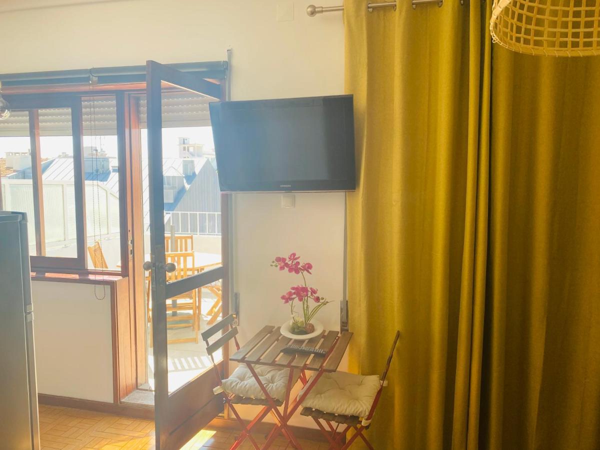 Apartamento Com Patio Na Rua Principal Da Cidade Porto Bagian luar foto